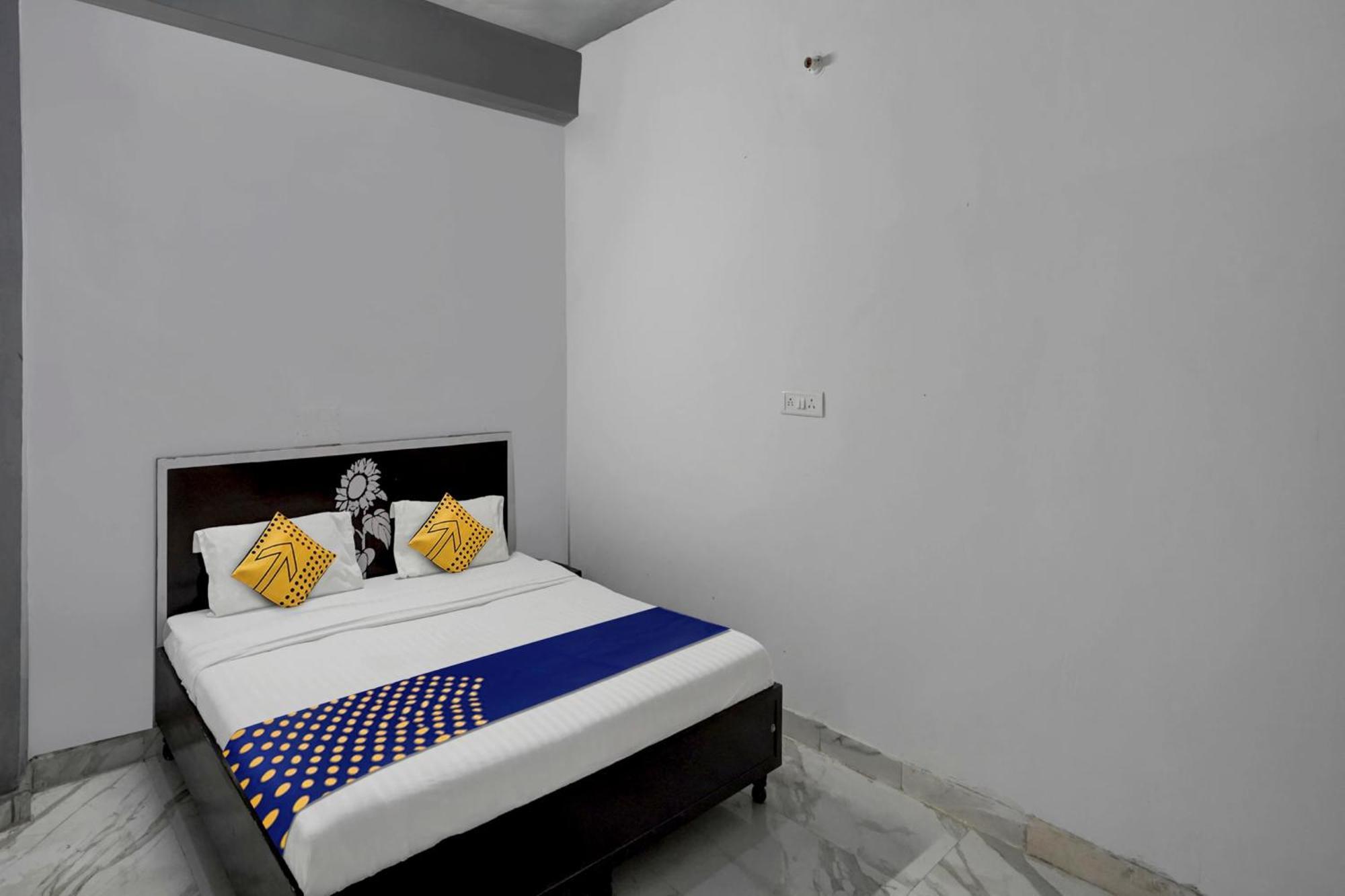Hotel Crystal Inn Plaza Delhi Airport New Delhi Phòng bức ảnh